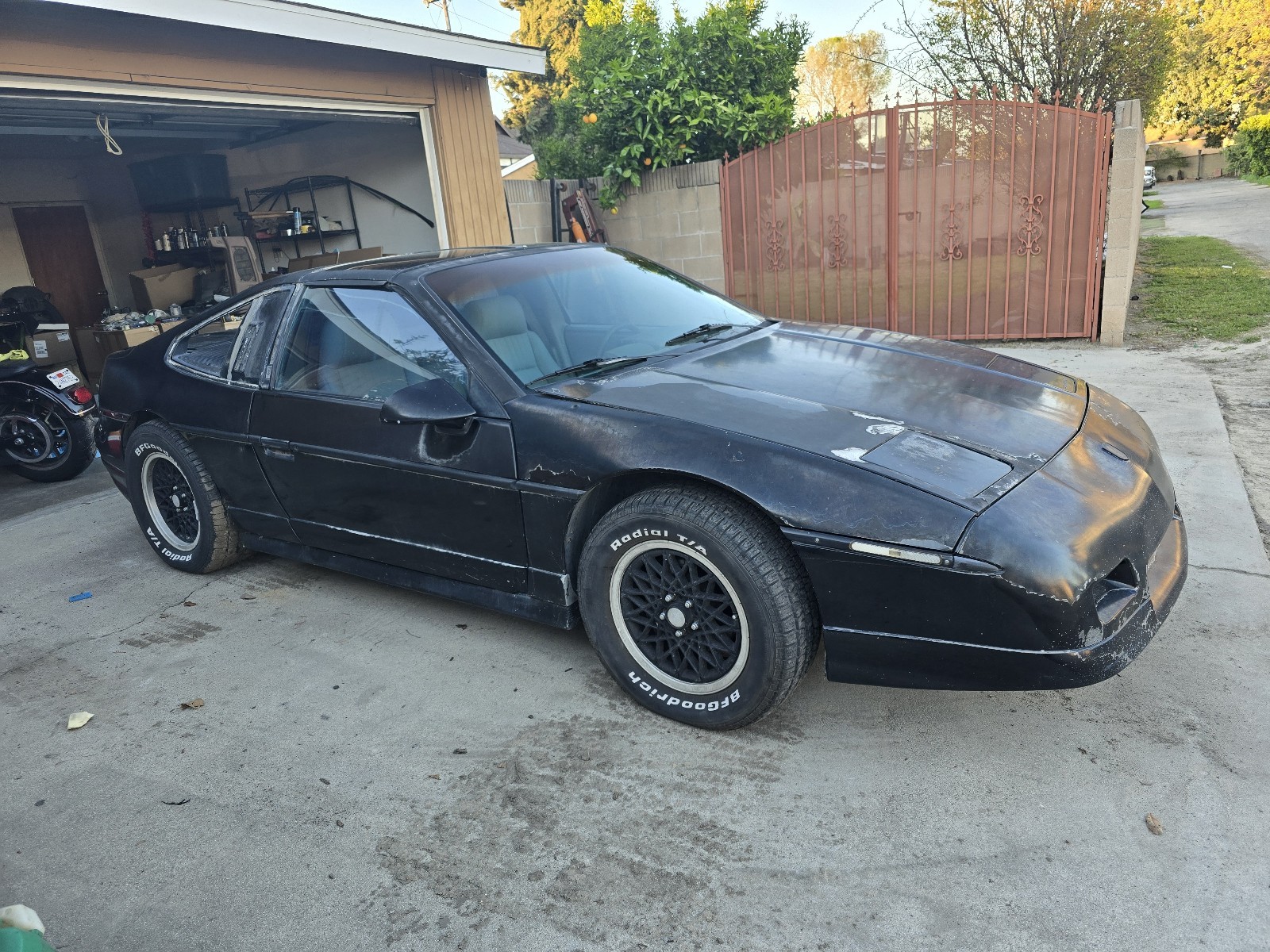 1988 Pontiac Fiero for sale in Pico Rivera California