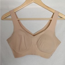 Honeylove Wireless V-Neck Bra Bralette Sand Nude Seamless Smoothing Medium