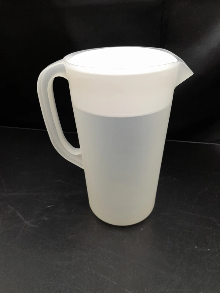 Protector de hielo Rubbermaid Simply Pour jarra esmerilado transparente 2,25 cuartos 1A18 Foto 4 de 4