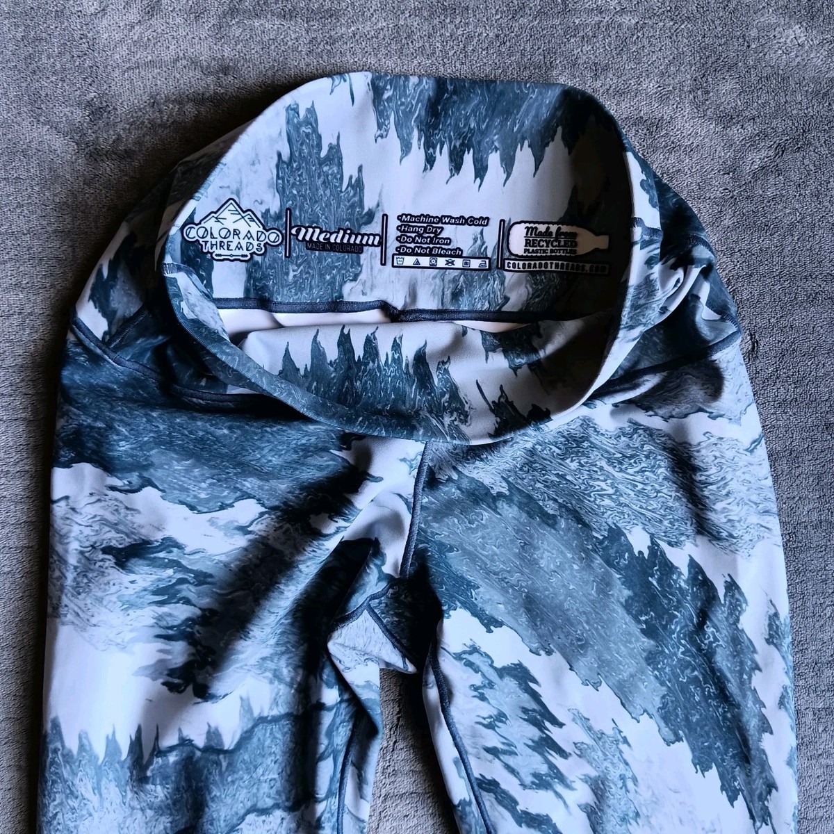 Colorado Threads, Blue Mountain Marble Print Active Leggings Size Medium, Yoga View 5