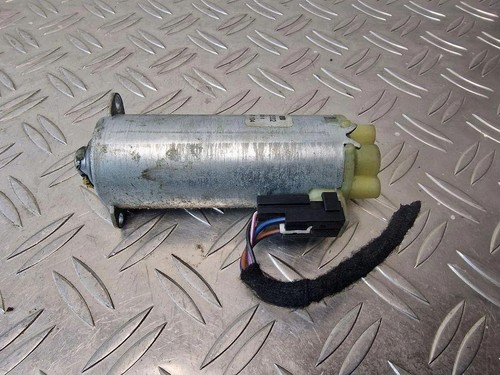 VW TOUAREG 7P5 Sitzsteuerungsmotor vorne rechts 0130002532 5.00 Diesel 31234632