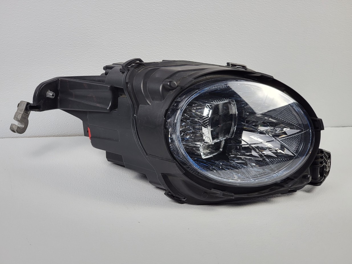 NICE! 2021-2025 BENTLEY BENTAYGA RIGHT SWAROVSKI LED HEADLIGHT OEM 36A941016