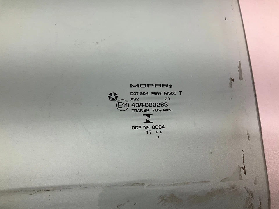 09-23 Dodge Ram 1500 cabina y media puerta del conductor delantera izquierda vidrio OEM CM Foto 3 de 4