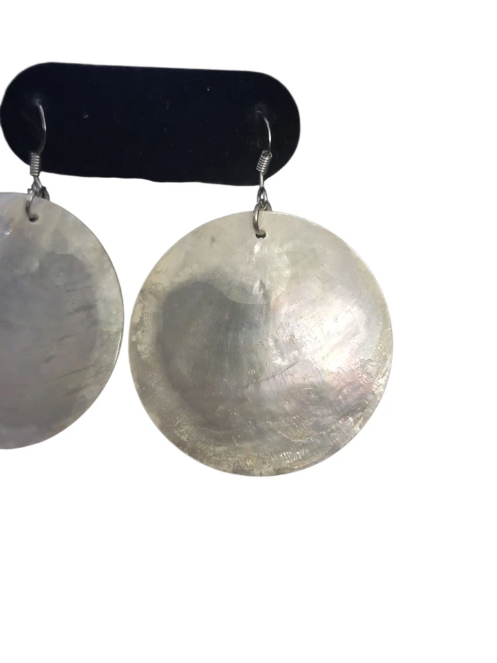 Pearl 2 3/8in Earrings Miniblings Pendant Shell Pearl Circle Disc White - Image 2 of 4