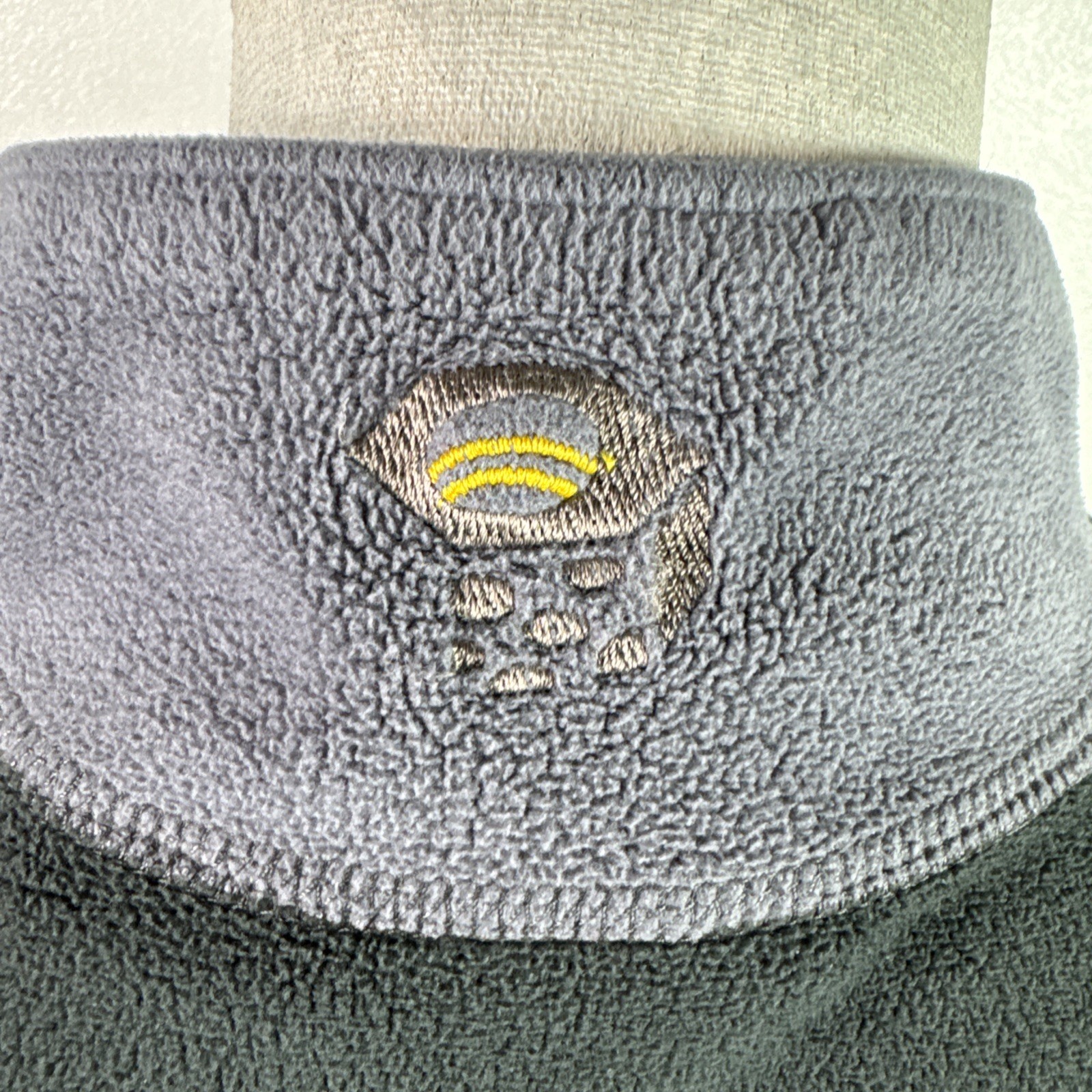 Mountain Hardware Women’s 8 Polartec Pullover Fle… - image 8