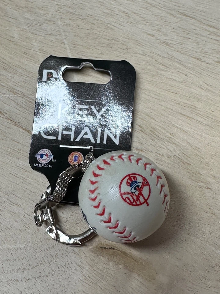 New York Yankees Keychain Licensed New - Image 2 of 4