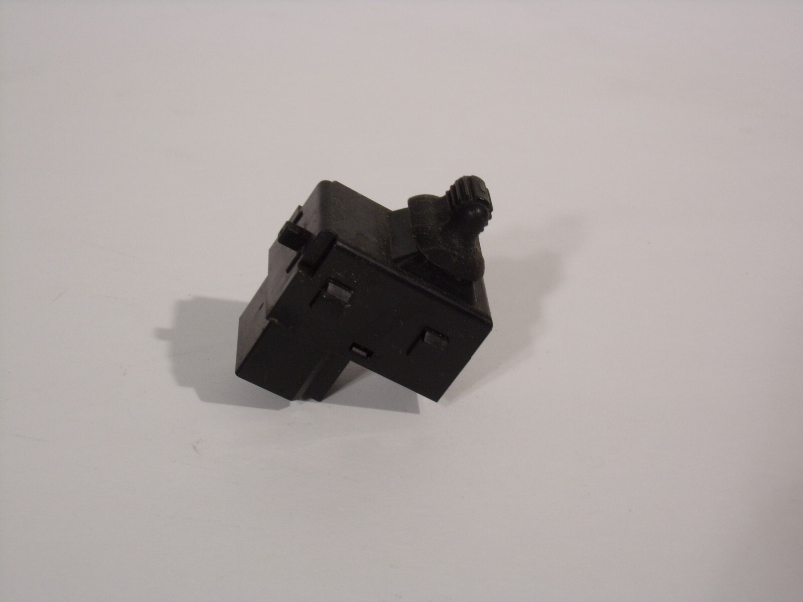 01 02 03 2001 2002 2003 DODGE DURANGO DOOR LOCK UNLOCK REAR BUTTON