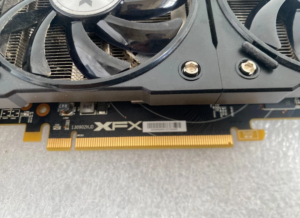 XFX AMD Radeon R7 370 2GB PCI-E R7-370P-25 VA.1 Video Graphics Card - Image 2 of 4