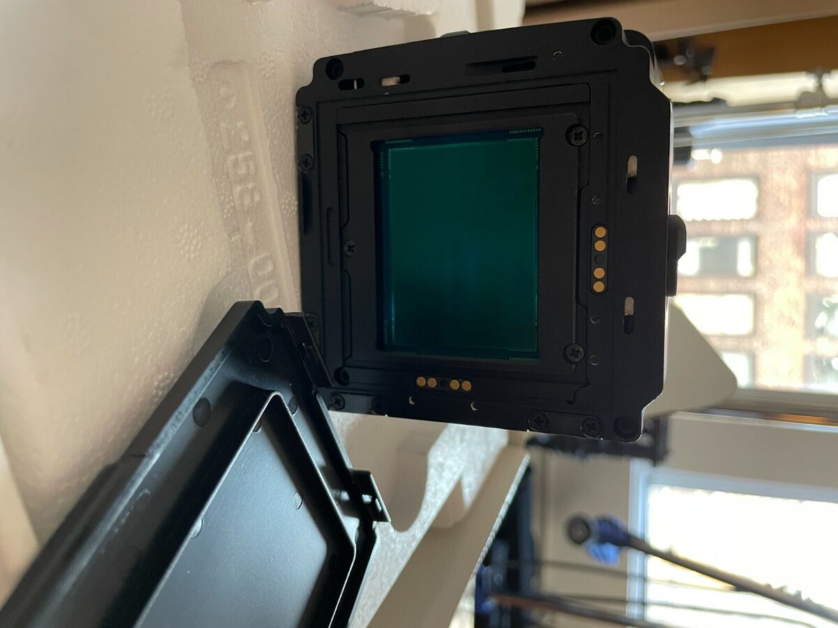 Leaf Aptus 75 Digital Back, Hasselblad V Mount With Leaf Aptus 75 Digital Back, Hasselblad V Mount With