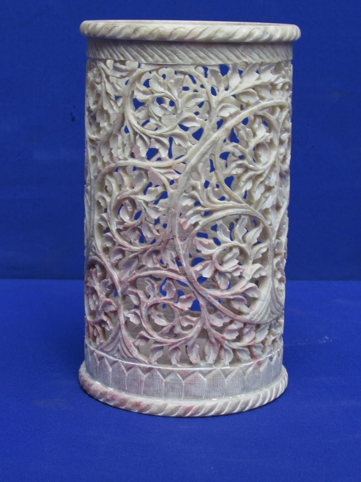 Marble Vase Handicraft Grill Work art Flower Pot Home decorative