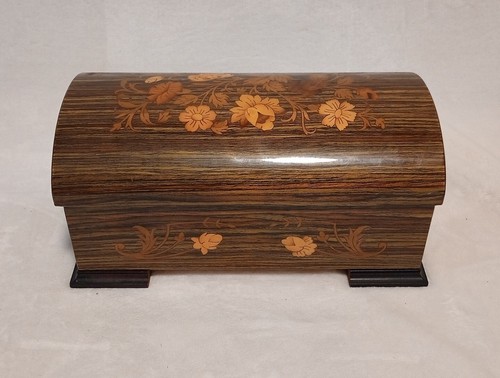Swiss Reuge Jewelry Box WITH KEY "Love Is a Many Splendored Thing" Vintage - Picture 8 of 10