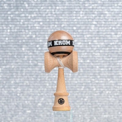 KROM Mikro Kendama Naturbelassenes Holz Mini Taschen-Spielzeug Japan