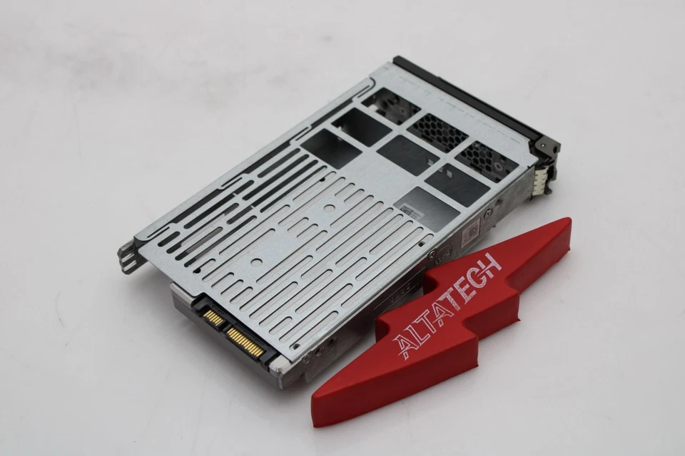 Dell 024XV8 200GB SSD SATA 2.5 3G | Server | Storage - Image 2 of 4