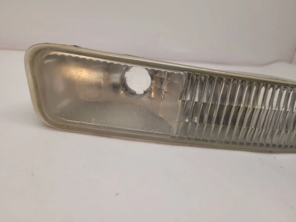 GMC SIERRA 1500 2007 camioneta pickup esquina pasajero luz estacionamiento estilo clásico Foto 3 de 4