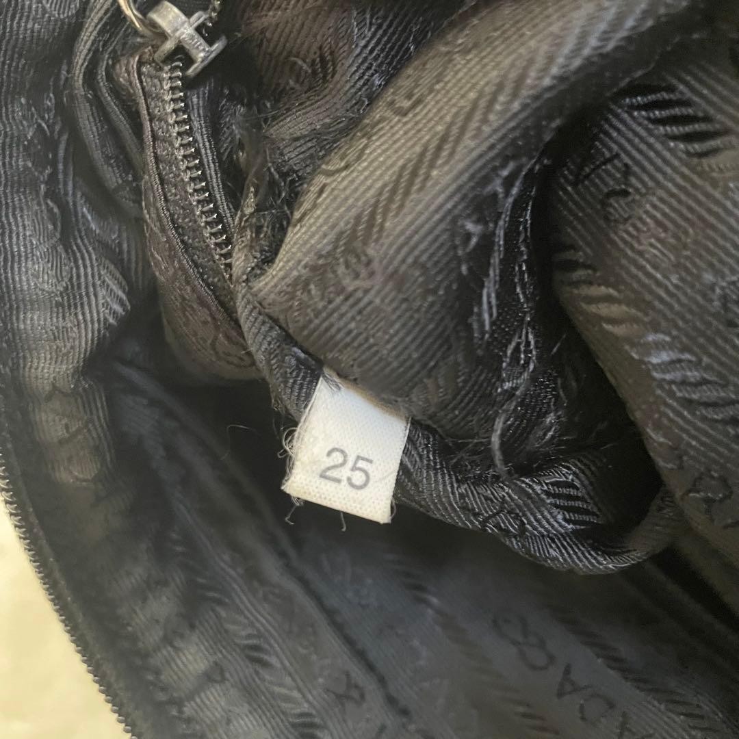 Excellent Condition PRADA Shoulder Bag Camera Bag Nylon Leather Triangle Logo thumbnail 16