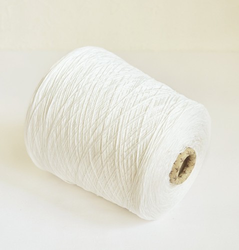 Filato Maglia e Tessitura Italiano 100% Bambù, 10,6 once/300 grammi Palline o Cono - Foto 2 di 3