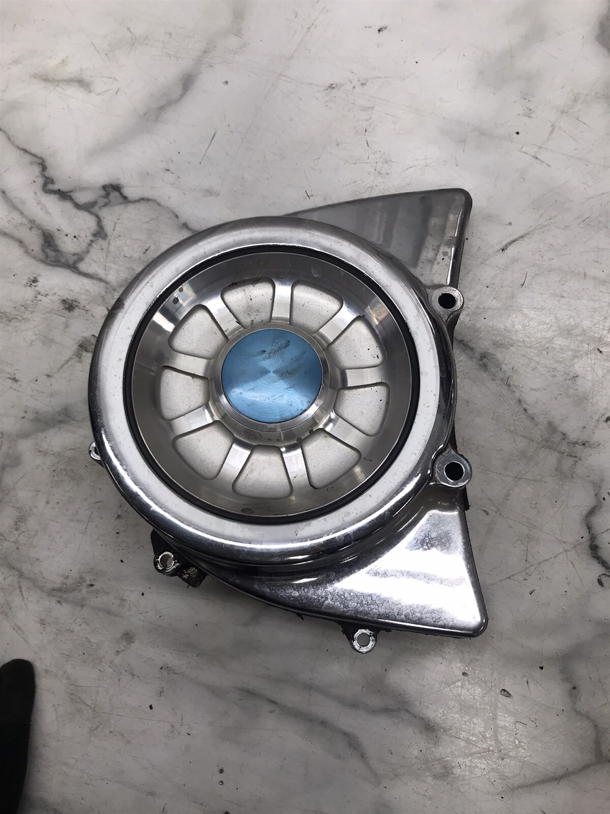 01 Yamaha XV 1600 XV1600 Road Star front pulley sprocket outer cover housing