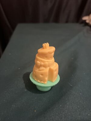 Littlest Pet Shop Replacement Yellow Birthday Tiered Cheese Cake LPS Hasbro 2011