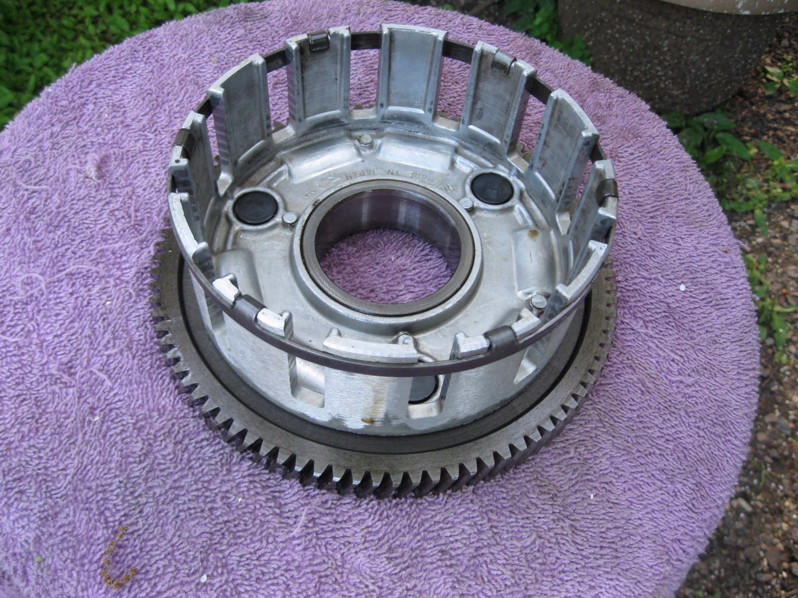 1982 Suzuki GS850G Motorcycle Clutch Basket/Drum 2120045101 eBay