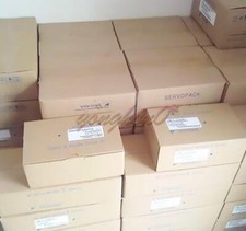 ONE NEW YASKAWA SERVO MOTOR SGMGV-05DDL2F SGMGV05DDL2F