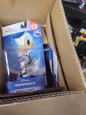Disney Infinity 2.0: Disney Originals - Donald Duck - Brand New Stock Of 24 !!!