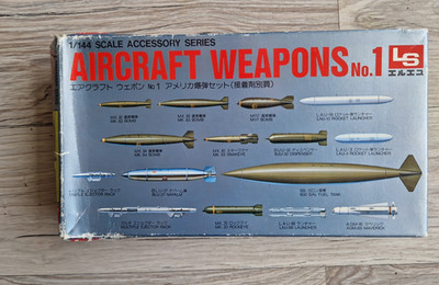 LS Aircraft Weapons No.1 1:144 Flugzeugzubehör Set Bomben Raketenwerfer Decals