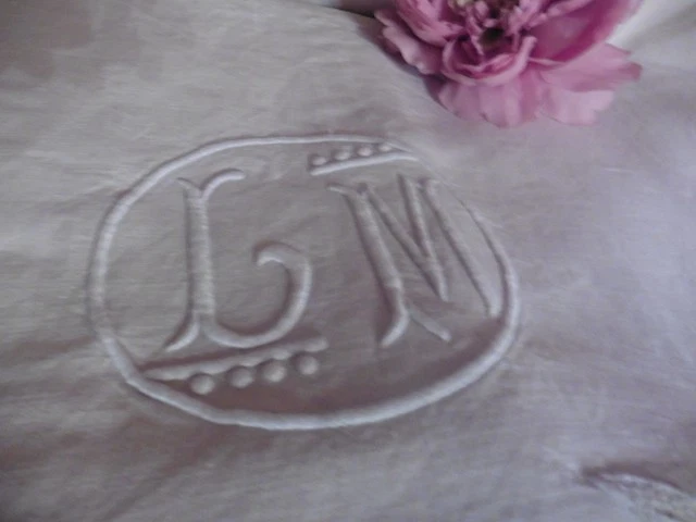 ANCIEN DRAP RETOURS PUR LIN CREME"LM"JOURS BRODERIESOURLETS MAIN 265X230 CM - Photo 2/4