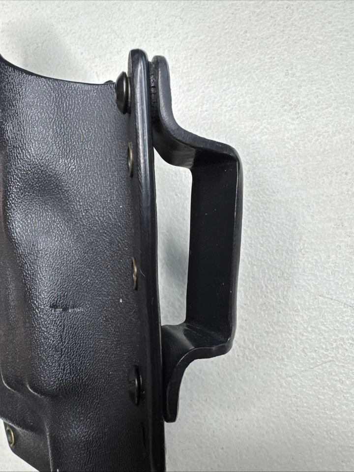 Raven Full Shield Holster for Glock17 (Gen1-4) RH Surefire X300 Ultra A - Image 3 of 4