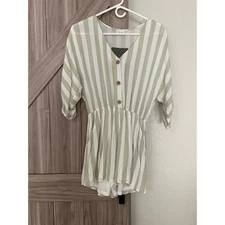 NWT Le Lis striped white and sage shorts romper small