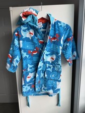 Kids Hooded Bathrobe 5/6 Years   100 Cotton   Sharks  Crabs