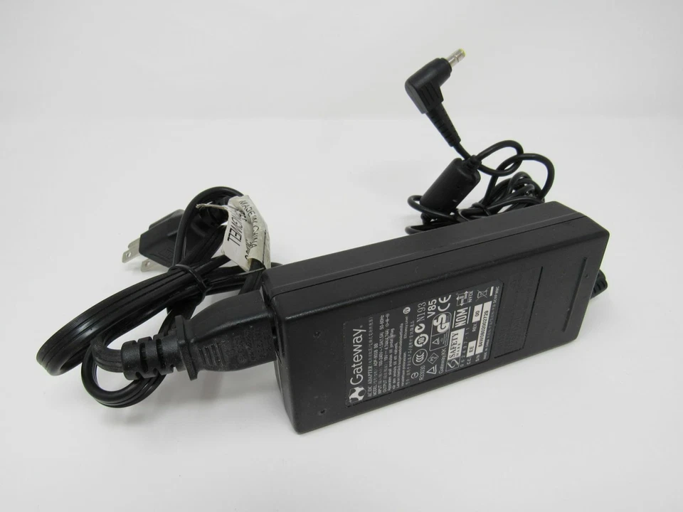 Entrada adaptador Gateway AC DC 100-240V 1.5A 50-60Hz salida 19V 4.74A ADP-90SB BB Foto 3 de 4