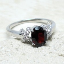 BEAUTIFUL 2 CT GENUINE AFRICAN GARNET 925 STERLING SILVER RING SIZE 5-10