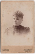 CIRCA 1890s CABINET CARD HASTINGS GORGEOUS YOUNG LADY IN DRESS BOSTON MASS.