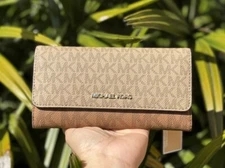 MICHAEL KORS JET SET TRAVEL LARGE TRIFOLD WALLET MK CAMEL MULTI