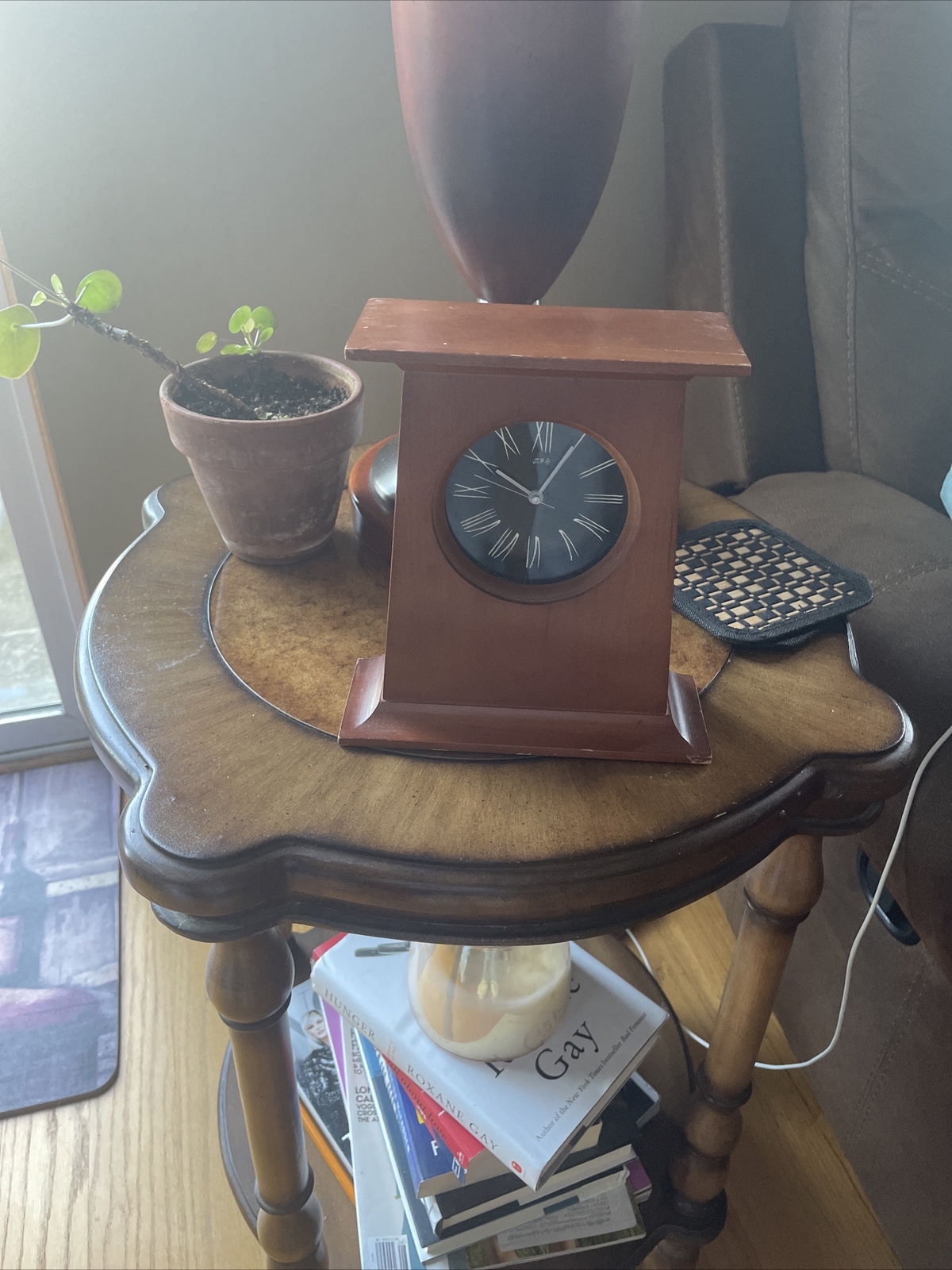 Ziro England Small Wood Mantel, Desk Or Dresser Quartz Clock. Never Used eBay