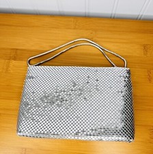 Vintage Silver Metal Mesh Wristlet Purse Clutch Art Deco Bag by Accessoires B4