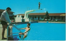 Postcard MI South Haven Fidelman's Resort Swimming Pool Diving Board VTG Chrome