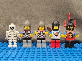 Vintage LEGO Castle 6078 Royal Drawbridge Complete -NO BOX  Printed Instructions