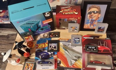 Hyperkin Retron Sq bundle with games & icons