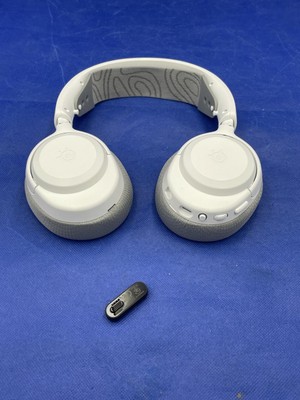 SteelSeries Arctis Nova 3P Wireless Multi-Platform Gaming Headset
