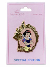 CONFIRMED Snow White Disney Princess Castle Pin Disney Pin Blog Exclusive LE 300