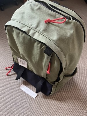 Topo Designs Core Pack 25L (Green exterior Yellow interior) excellent used cond.