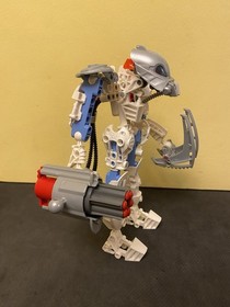 LEGO Bionicle - 8915 Toa Mahri Matoro COMPLETE - 2007 Retired - READ