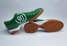Nike Total 90 sneakers in striking green colorway with a classic gum rubber #36