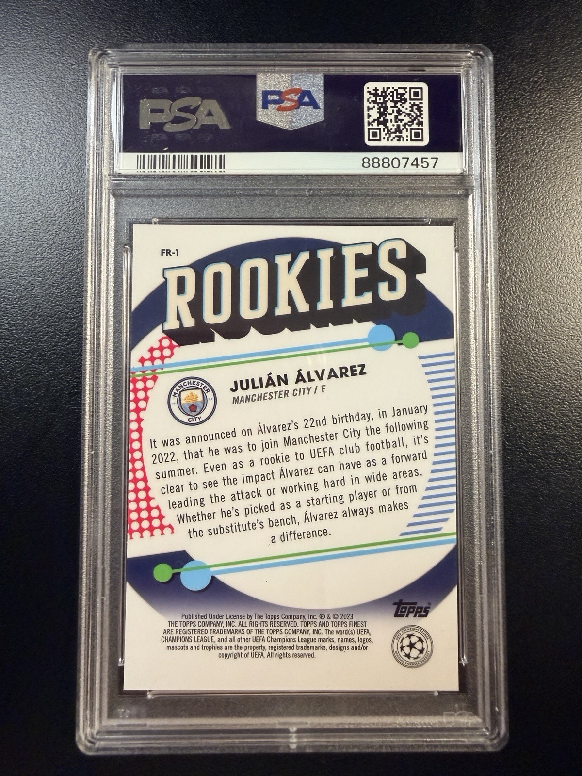Topps Finest UCC 2022-23 Julián Álvarez RC Gold FR-1 Rookies PSA 10 view 2