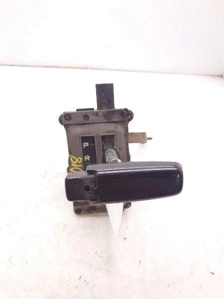 1983 TOYOTA PICKUP REGULAR CAB RWD AUTOMATIC TRANSMISSION SHIFTER  - Image 2 of 4