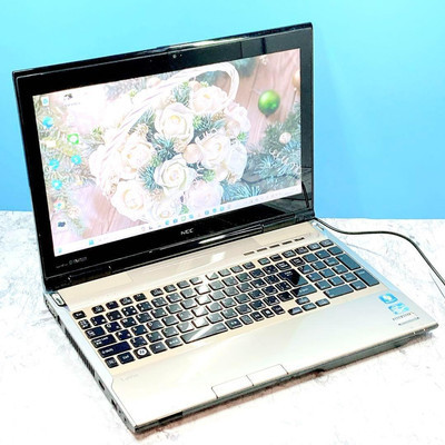 NEC LAVIE Core i7 8GB 750GB 15.6 Inch Blu-ray Laptop Crystal NEC LAVIE Core i7 8GB 750GB 15.6 Inch Blu-ray Laptop Crystal