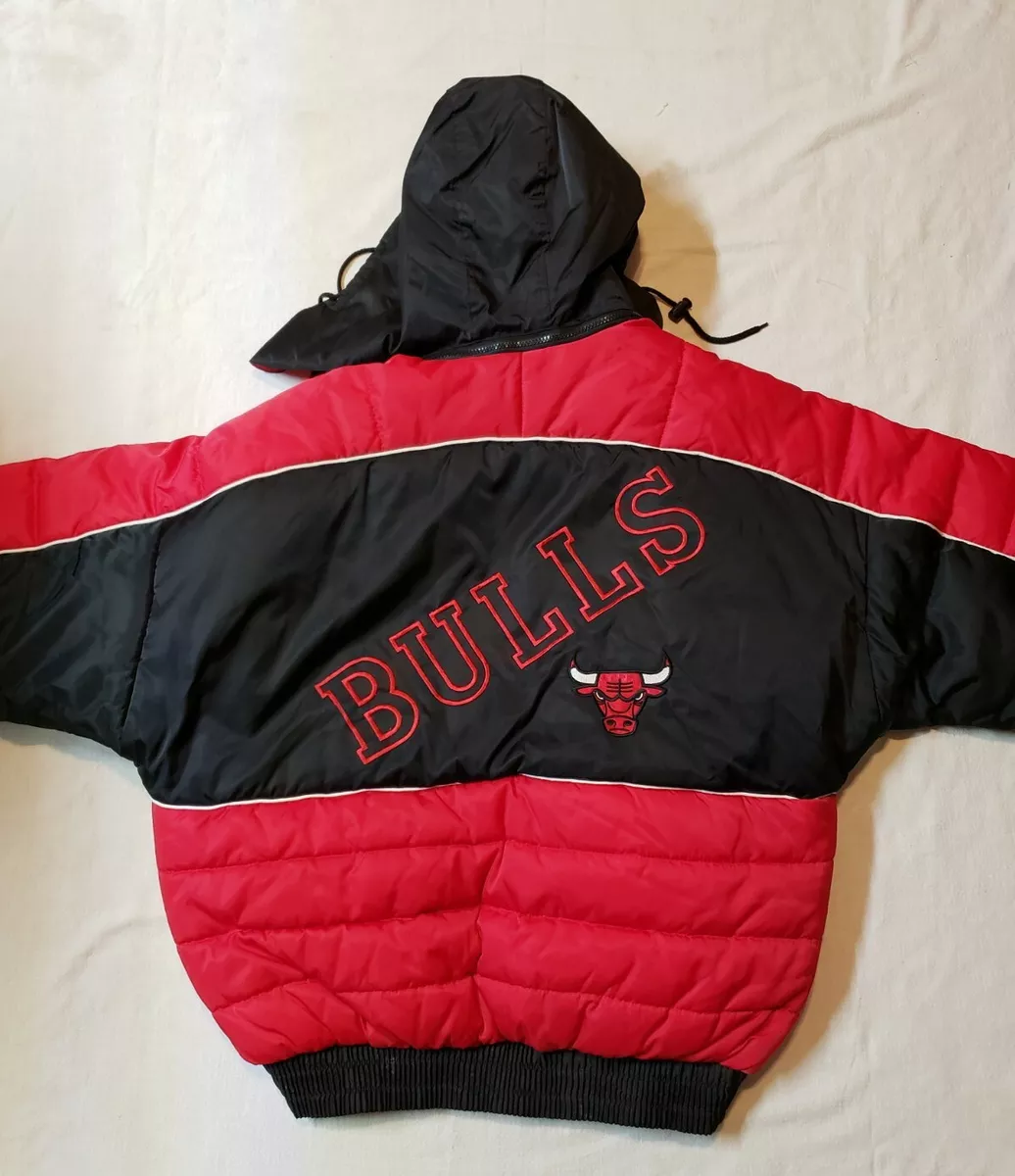 Vintage Pro Player NBA Chicago Bulls Basketball Puffer Hooded Jacket Mens XL EUC