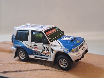 Maßstab 1:72 2001 Mitsubishi Pajero Paris Dakar Diecast Modellauto 