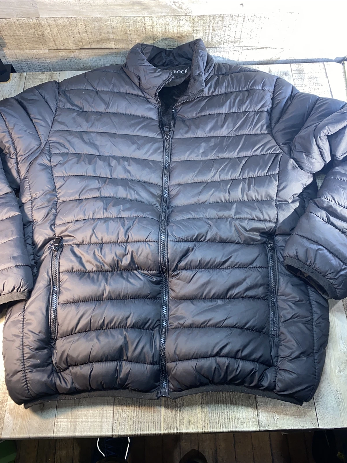 Men’s True Rock Black Puffer coat size xlarge